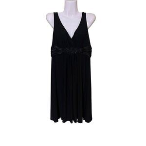 Jones Wear  Babydoll Dress 12 Black LBD Cruise Event  V-Neck Empire   Coquette